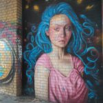 Quand le graffiti devient art: focus sur les fresques urbaines les plus marquantes